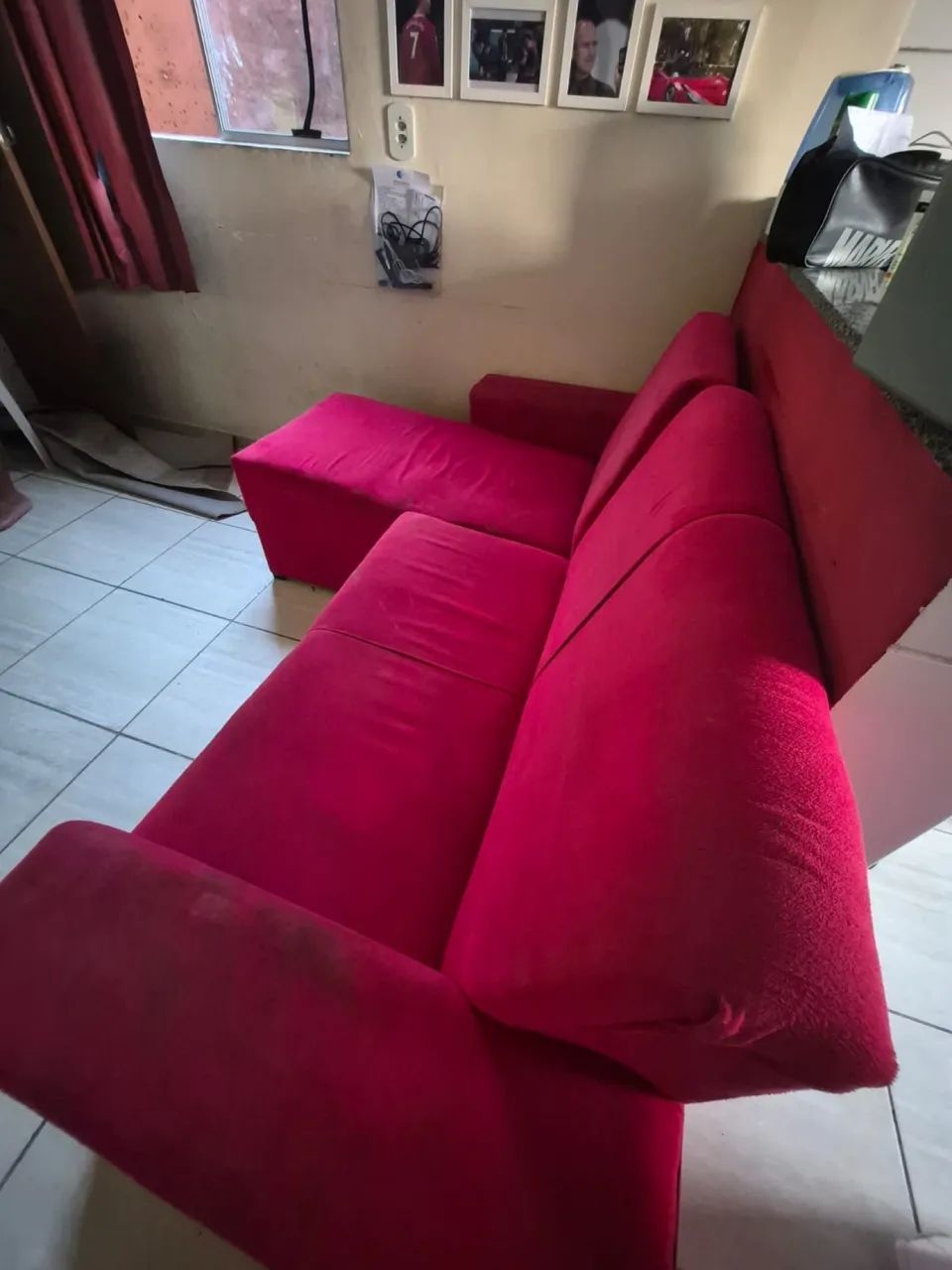 Sofá  retrátil vermelho  - Foto 3