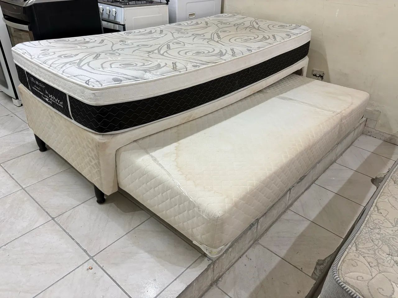 Bicama de solteiro , cama box solteirão 