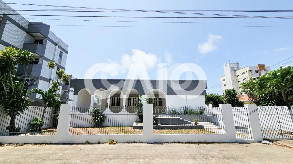 Casa Comercial em Lagoa Nova