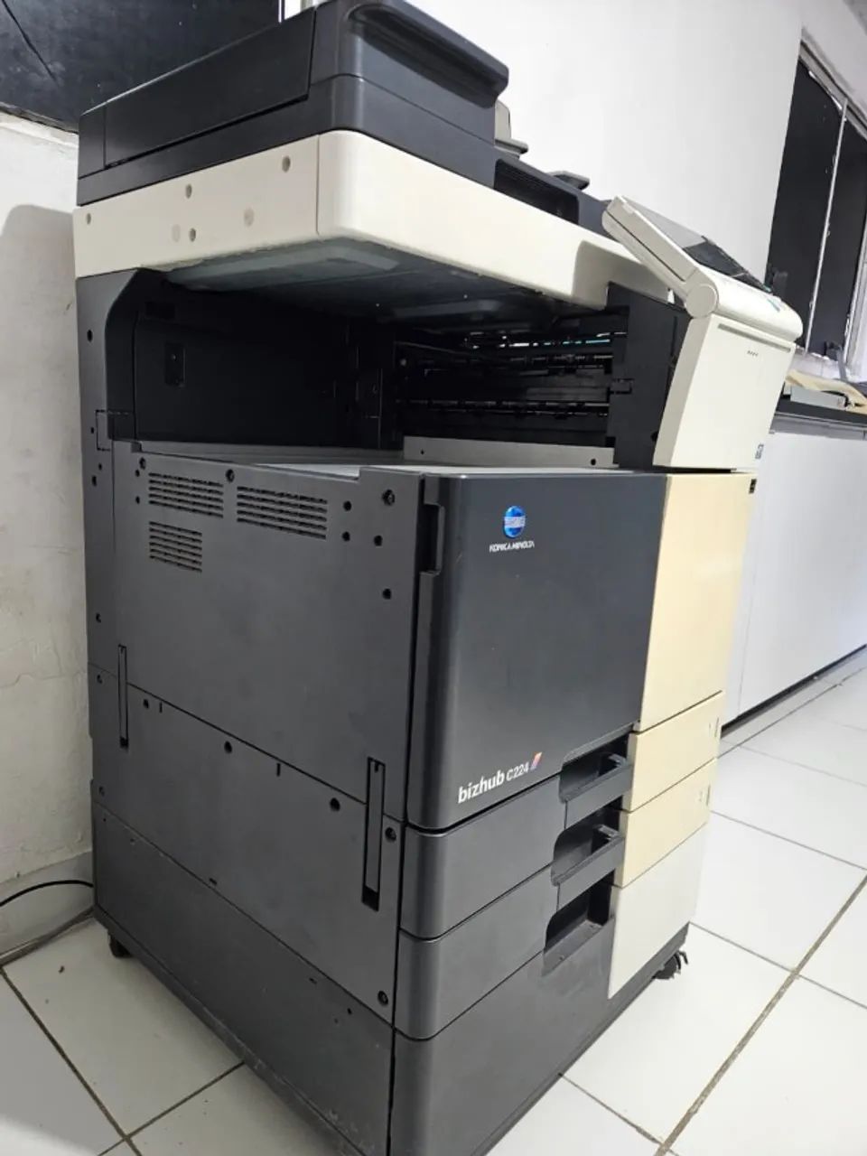 Multifuncional Konica c224