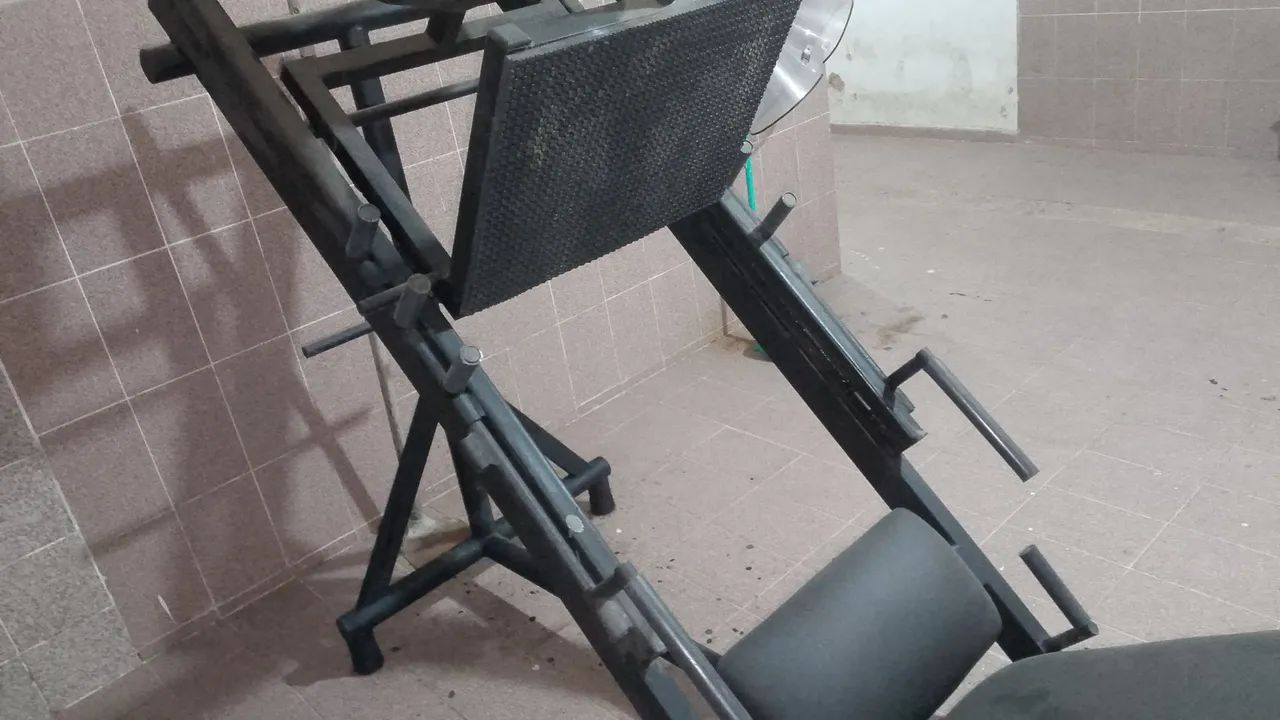 Aparelho de academia leg pack 45  - Foto 4