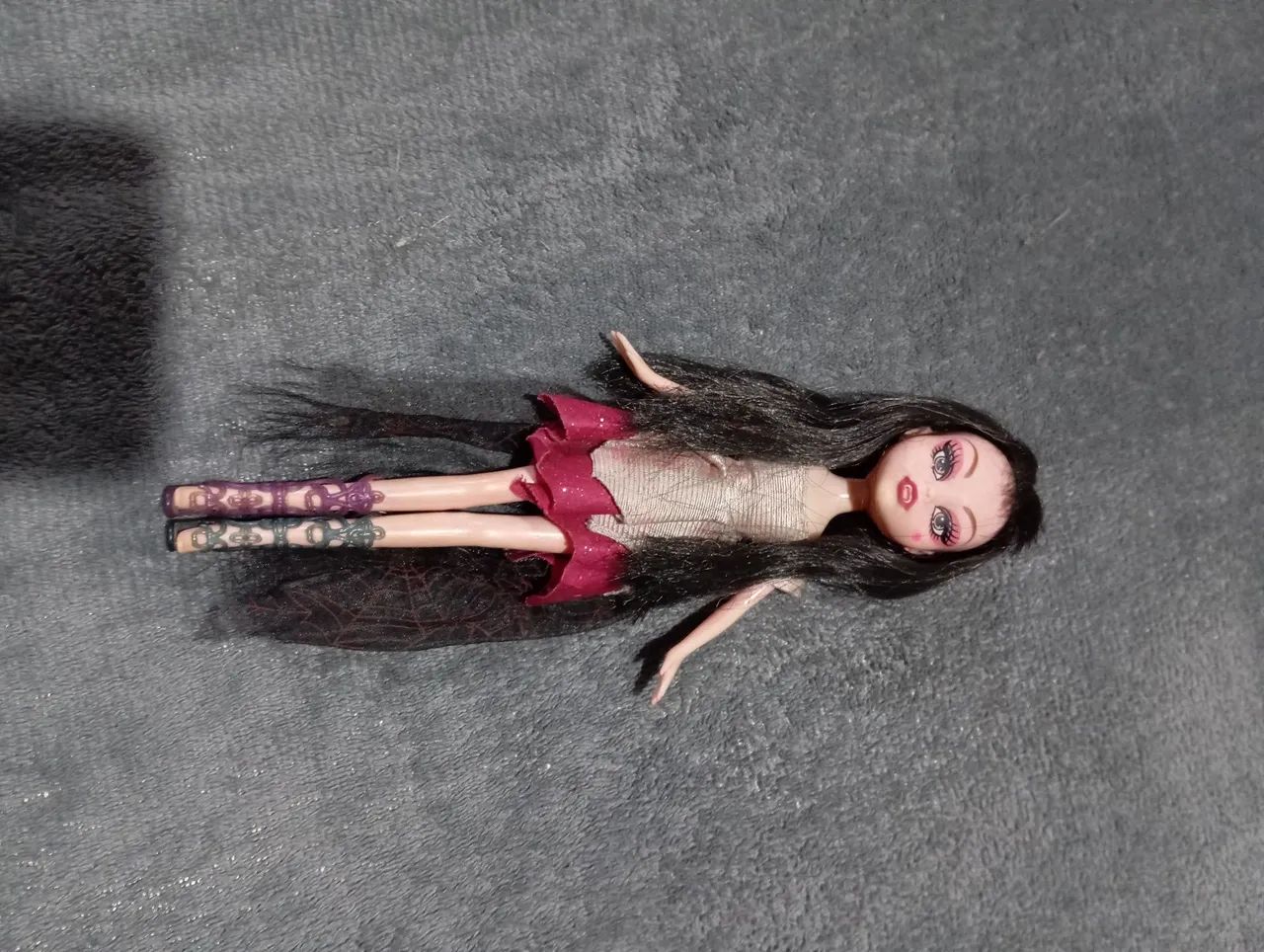 DRACULAURA MONSTER HIGH