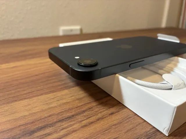 Iphone 17e acompanha caixa - Foto 4