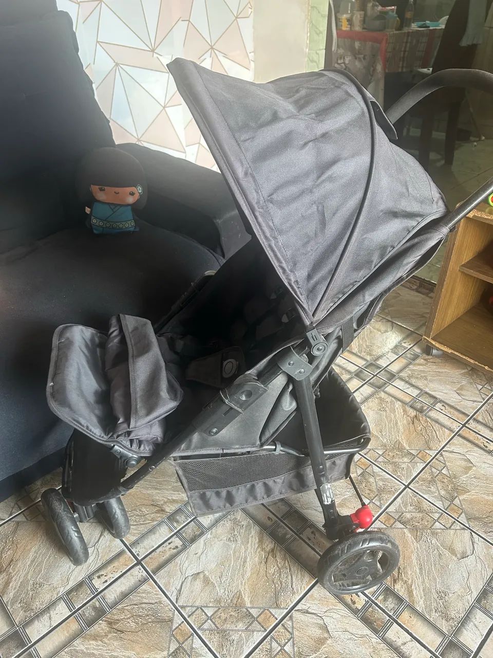 Carrinho de bebê seminovo