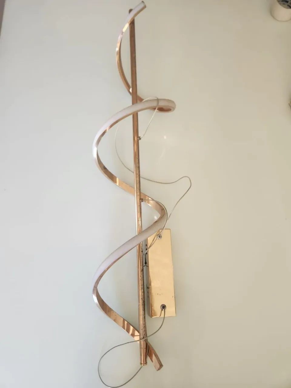 Par de Pêndulos Decorativos NOVOS LED em Espiral 90 cm - Design Moderno - Foto 2