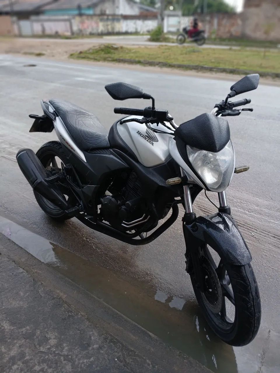 CB300R 
