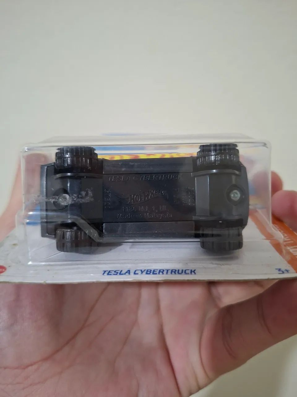 Tesla Cybertruck Hotwheels - Foto 2