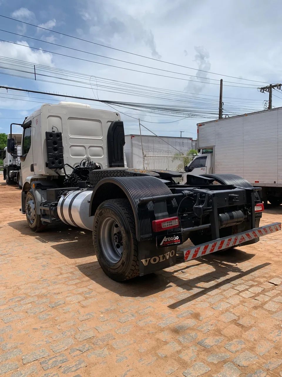 VOLVO VM 330 4x2 2p (diesel) (E5) - Foto 5