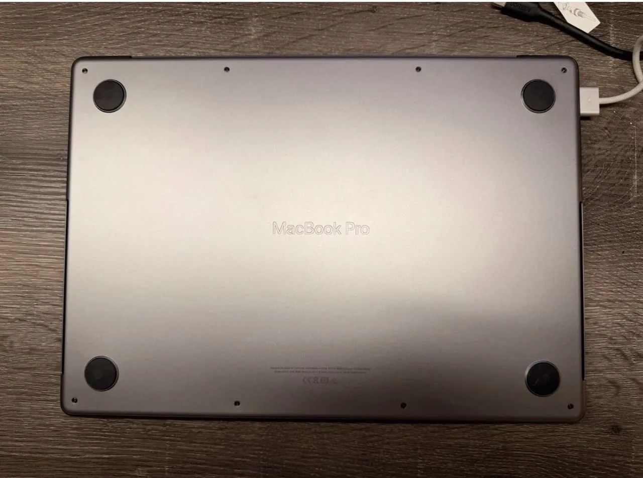 Apple MacBook Pro M1 Pro 14" - Foto 3