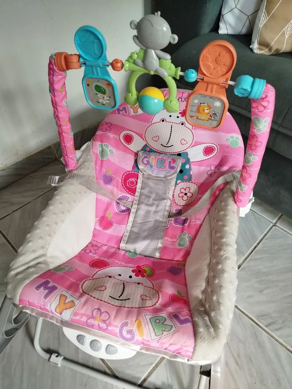 Cadeira de balanço musical infantil - Foto 4