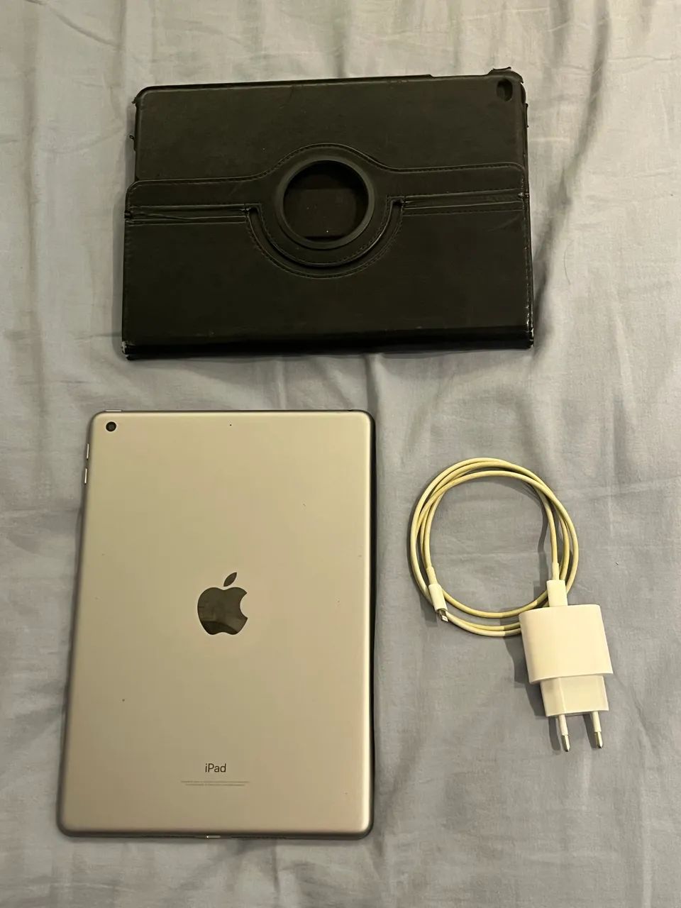iPad 5ª geração + Carregador original  - Foto 2
