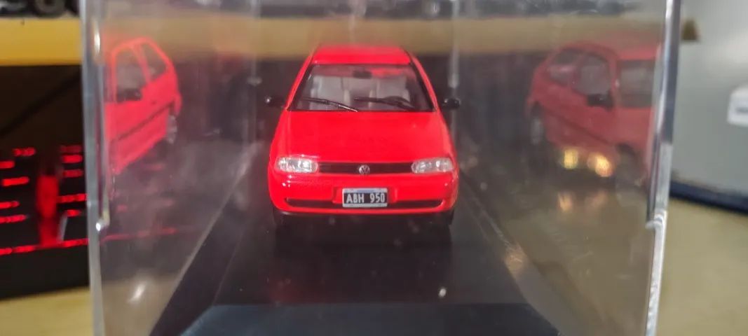 MINIATURA VOLKWAGEM GOL BOLINHA - Foto 2