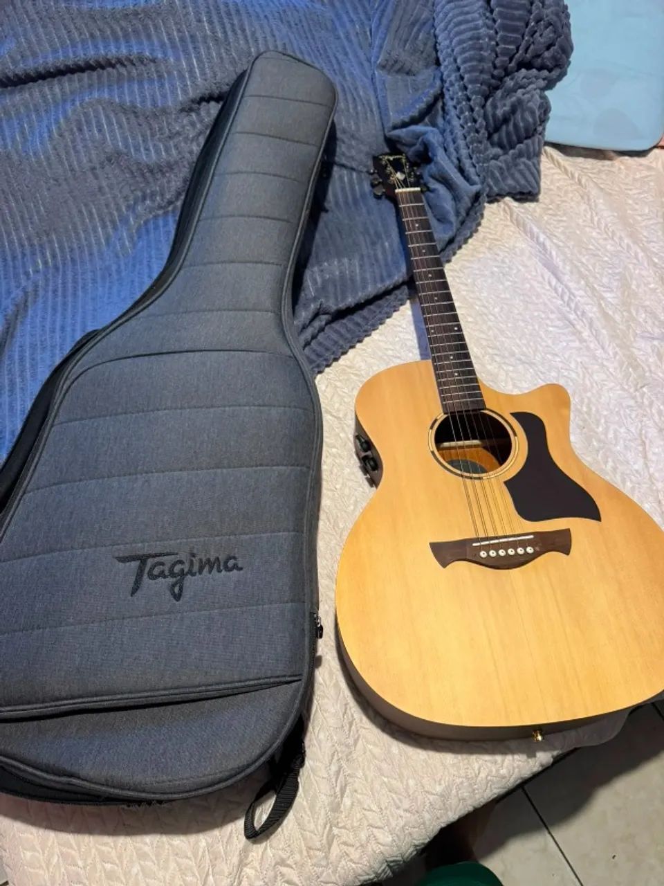 Violão Tagima frontier + case rígida Tagima 
