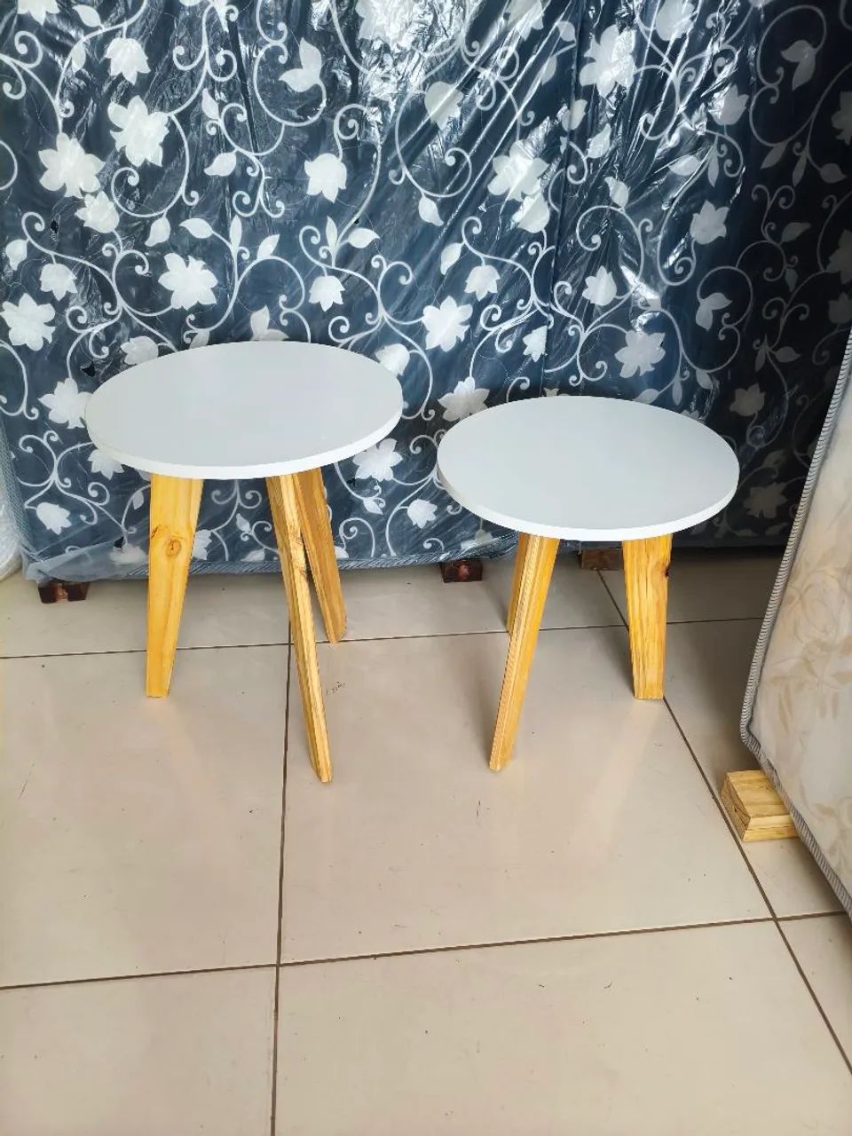 Conjunto de mesinhas de canto - Foto 2