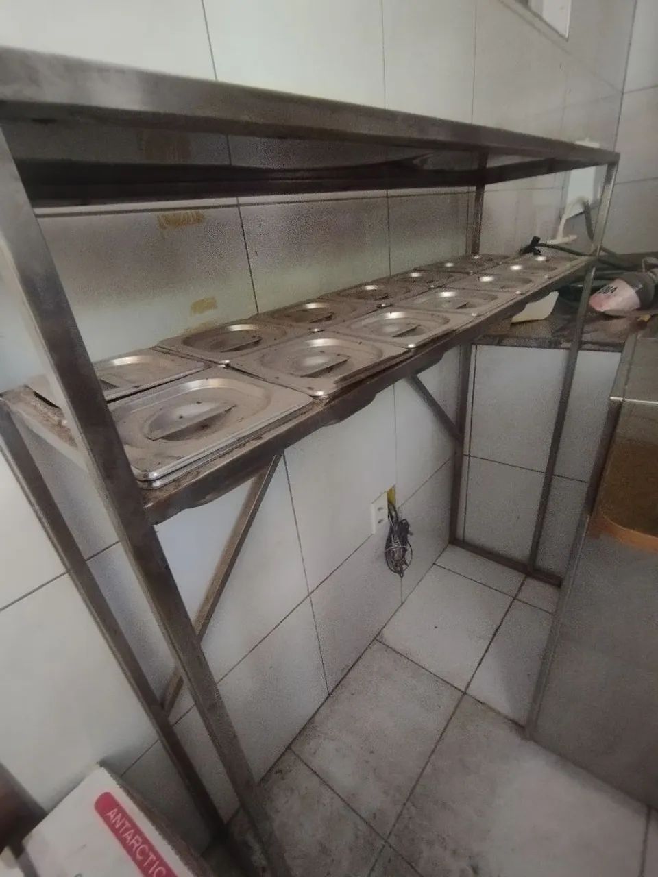 Cubas de aço inox para hamburgueria