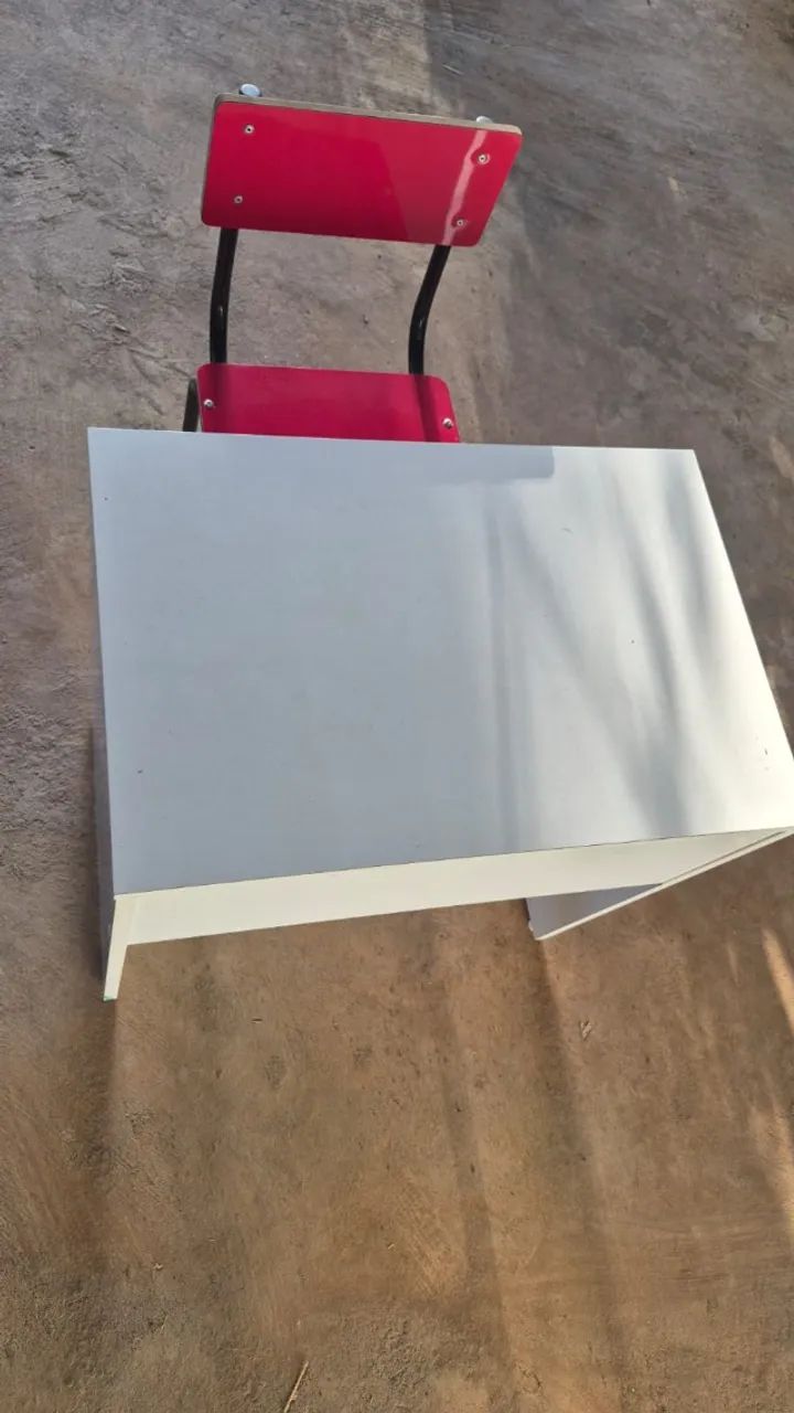 Conjunto com duas mesas/cadeiras escolares infantil  - Foto 3