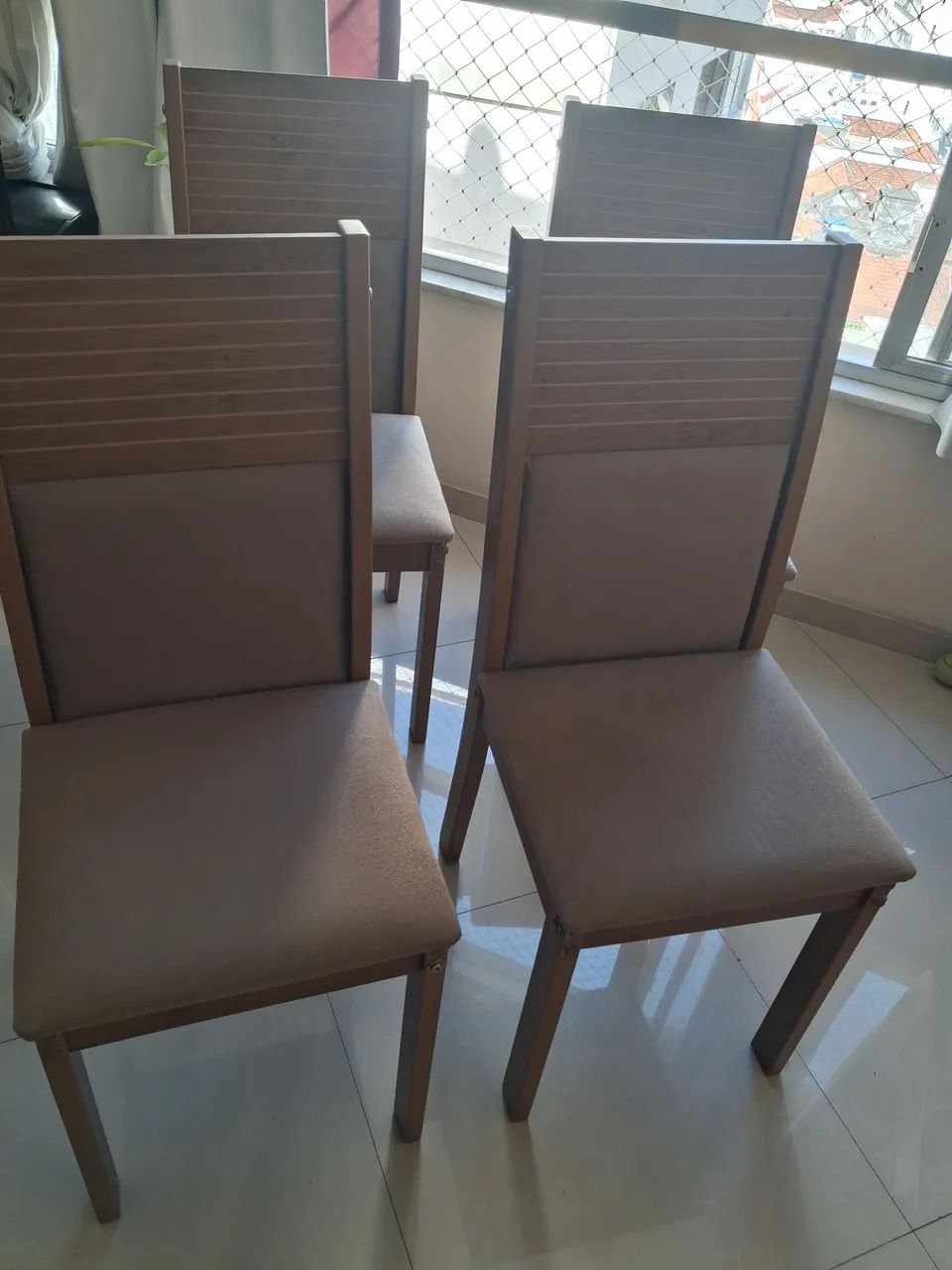  4 Cadeiras de Jantar - Foto 2