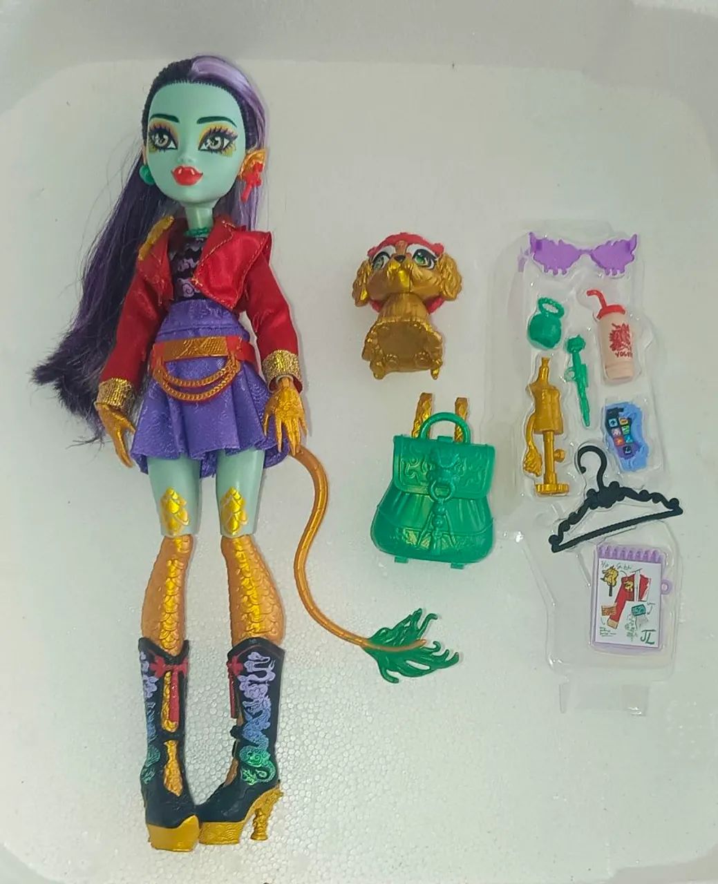 Boneca Monster Hing Jinafire G3