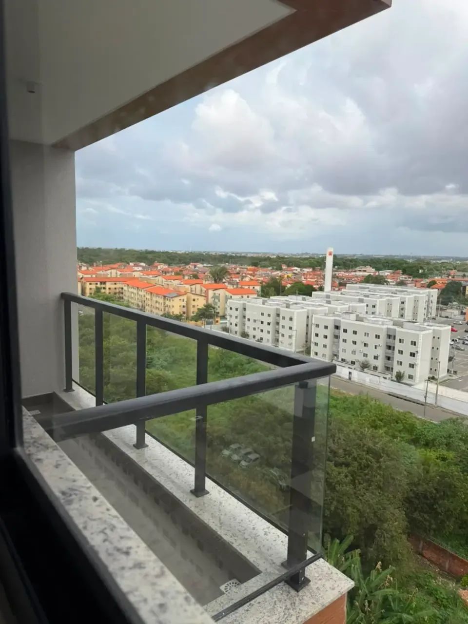 LOCACAO NO WAY RESIDENCE ANDAR ALTO POR 3.500 COM PROJETADOS