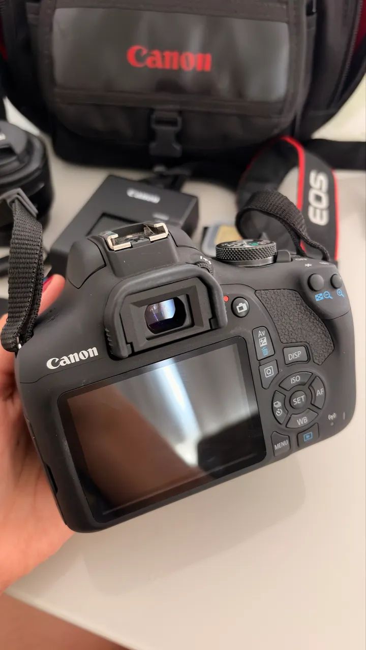 Câmera cânon rebel t7