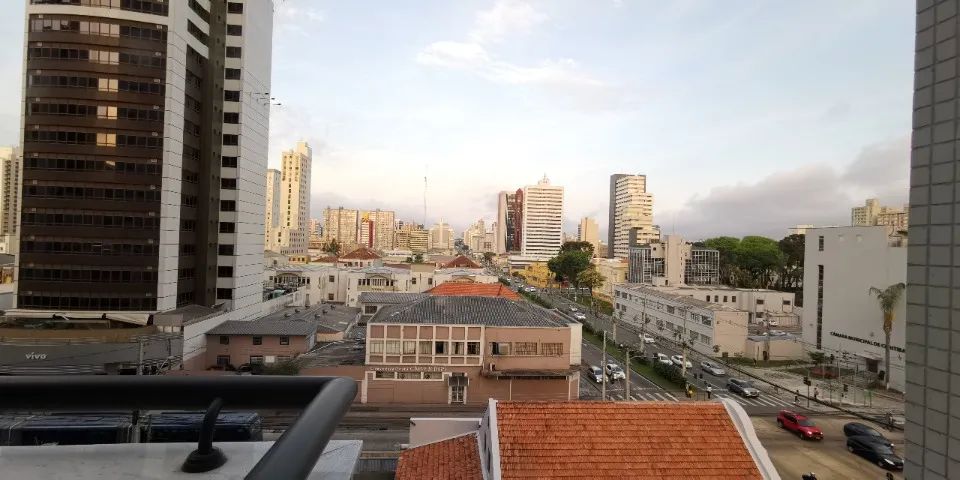 Linda Sala Comercial no Centro 45m2 edifício alto padrão com Ar Condicionado - Foto 5