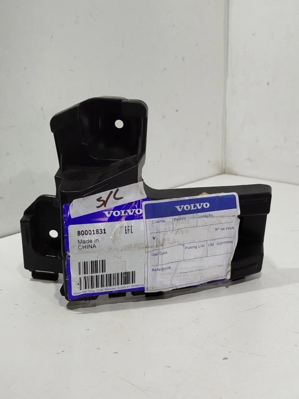 Suporte De Parachoque Traseiro Esquerdo Volvo Ex30 Orig.