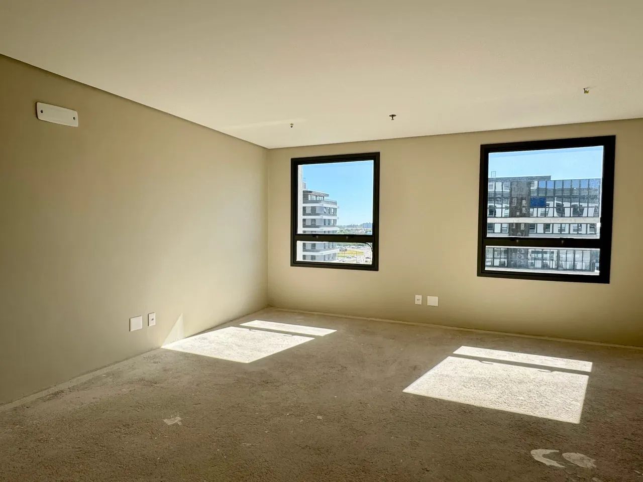Sala comercial à venda no Edifício Vanguarda, Parque Una - 32 m², andar alto, com vaga de  - Foto 2