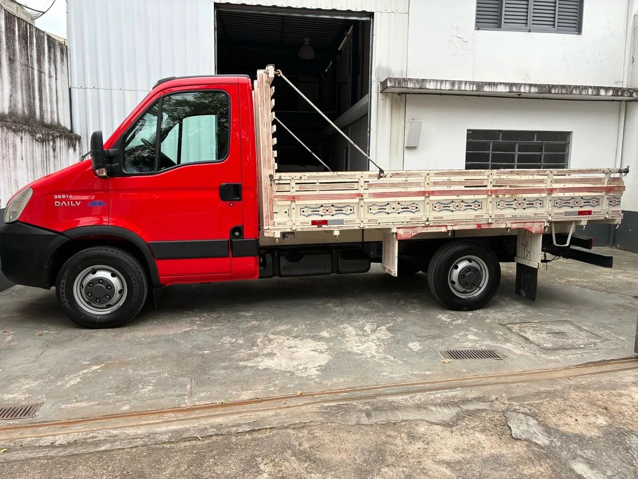Iveco Daily Chassi 35s14 2P (e5) 2013 - Foto 3