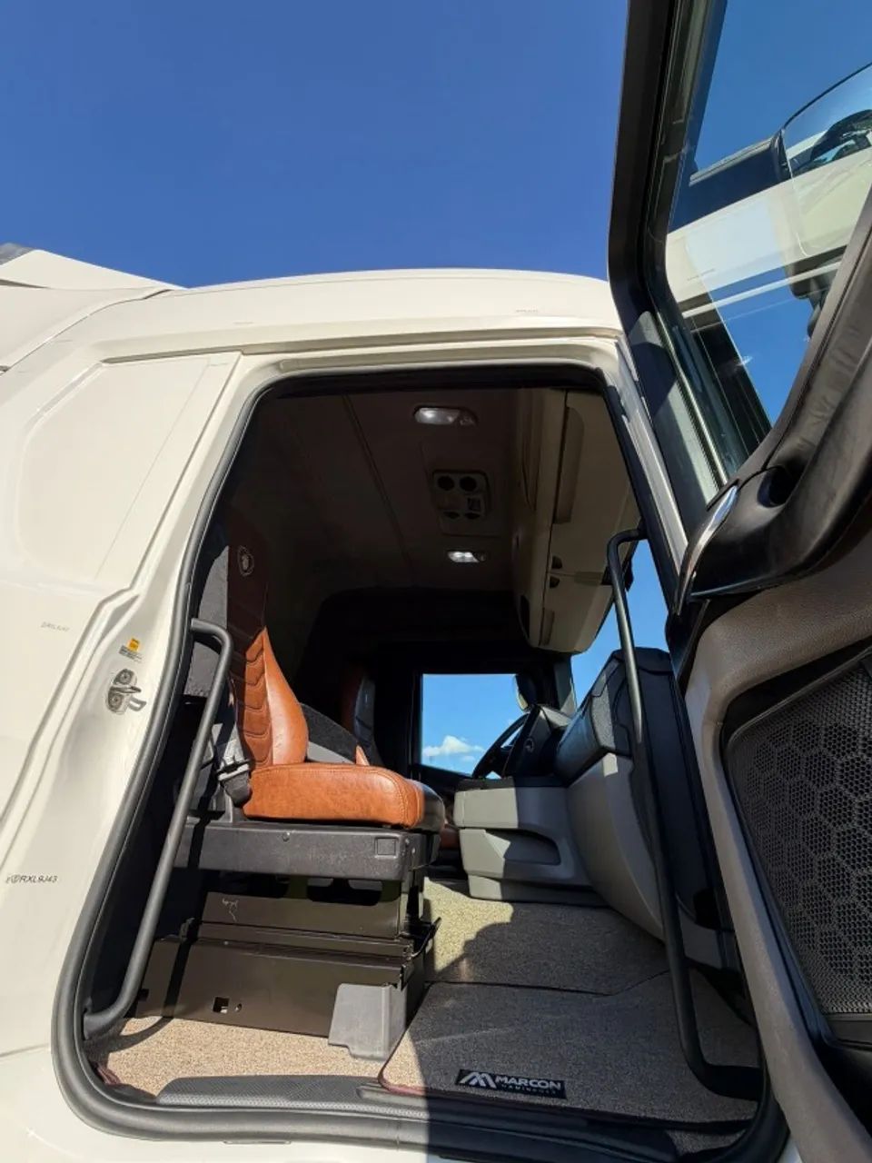 Scania R450 6x2 - Foto 4