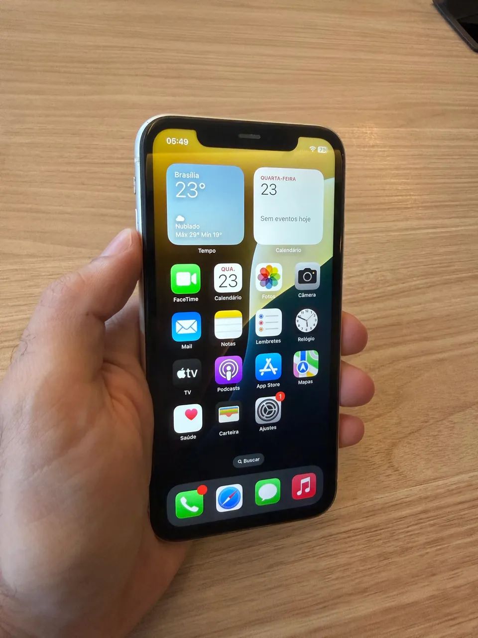 iPhone 11 em perfeito estado