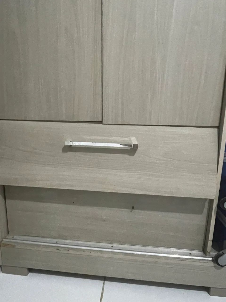 Guarda-roupa espaçosa  - Foto 4