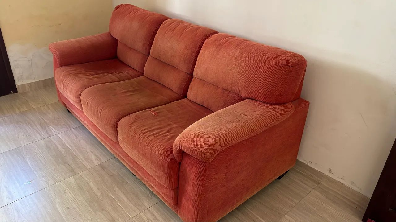 Sofá vermelho