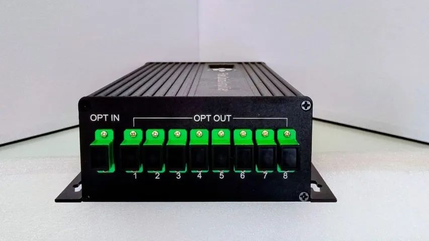 AMPLIFICADOR DE FIBRA ÓPTICA415076171635773443
