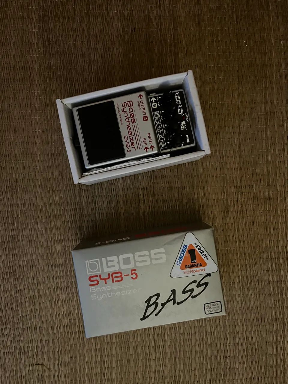 Pedal Bass Synthesizer Boss (SYB-5) - Instrumentos musicais