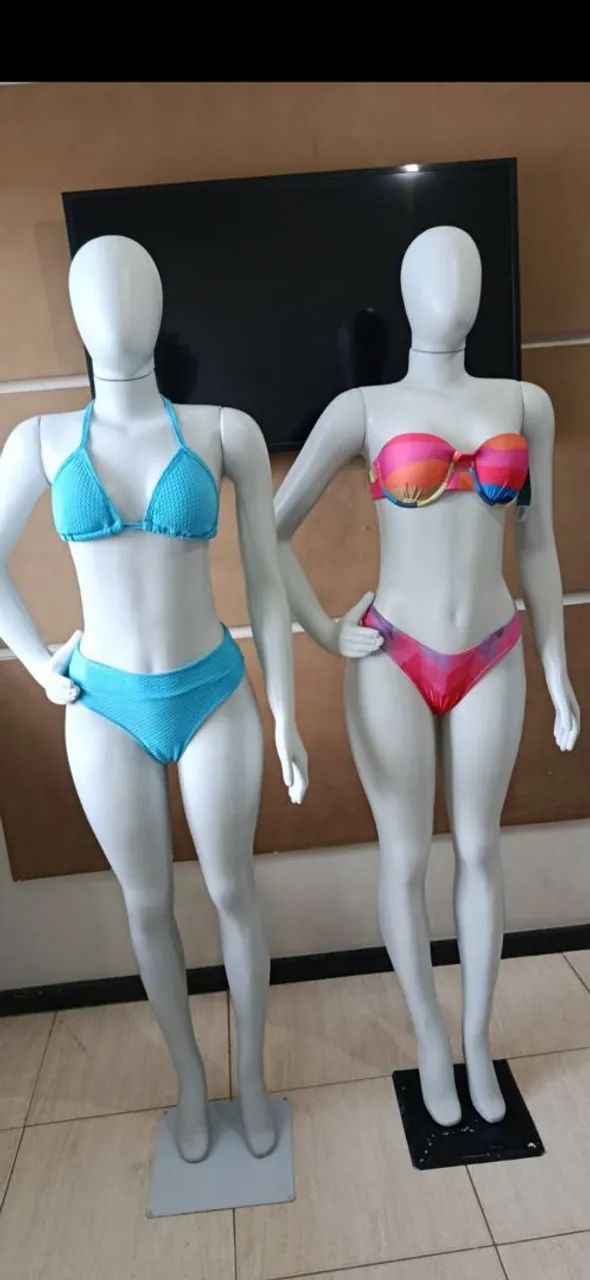 Manequim  slim(braço extra)na compra de 2, grátis um brinde de manequim