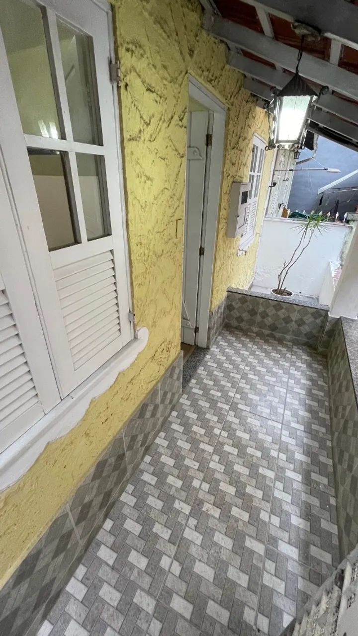 ALUGO CASA COMERCIAL/LOJA REFORMADA NO CENTRO DE TERESÓPOLIS! - Foto 3