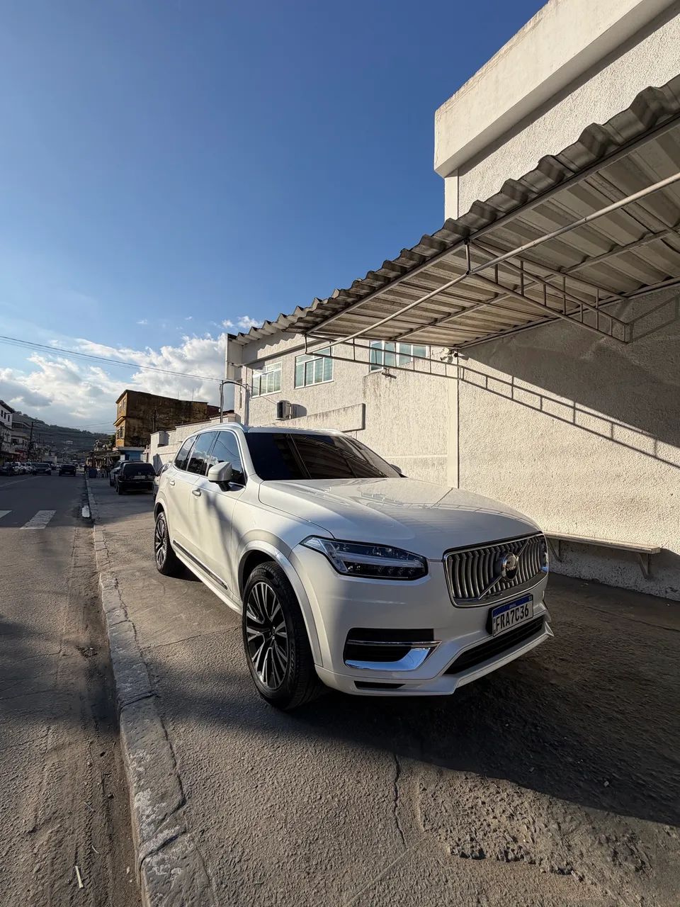 Volvo Xc90 XC 90 T-8 Plus 2.0 AWD (Híbrido) 2023