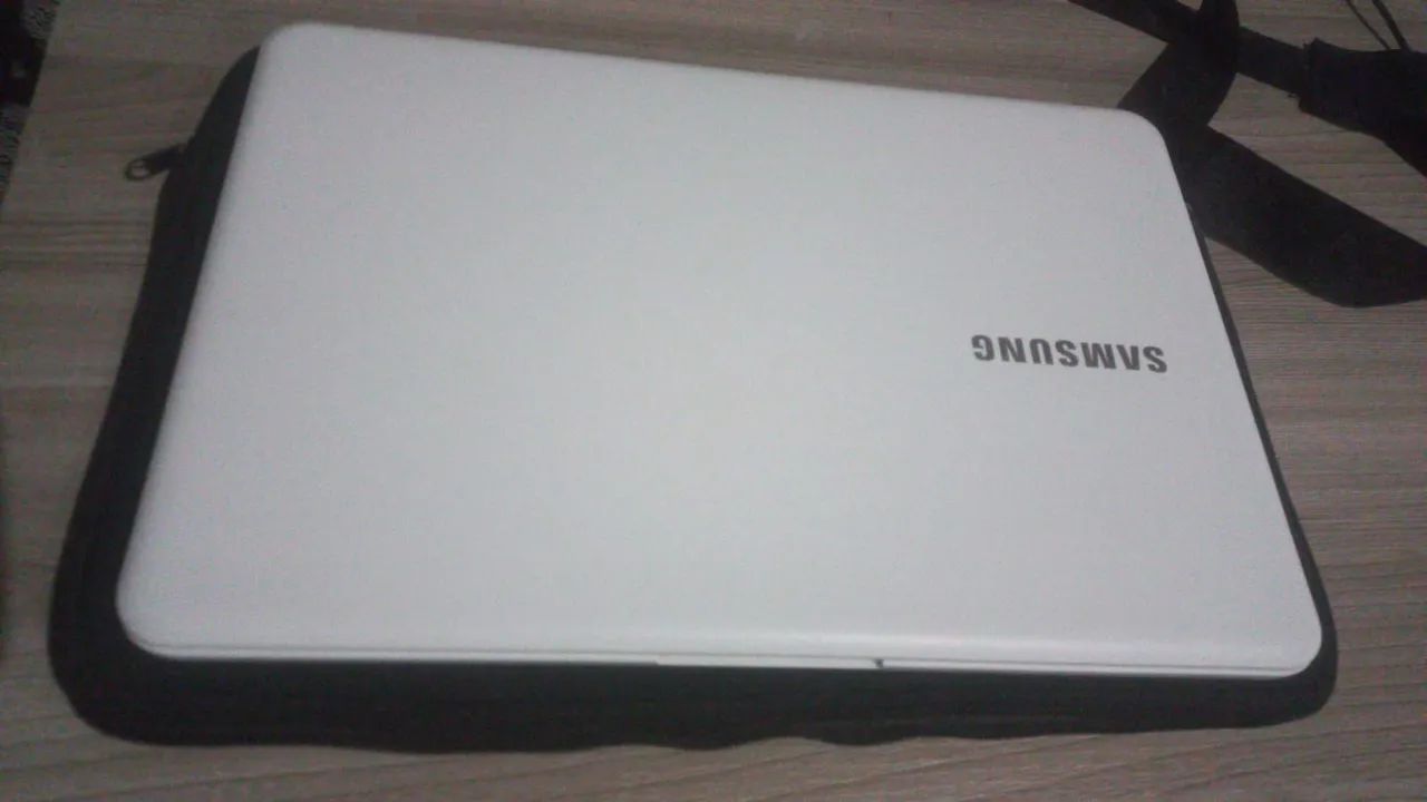 ? Notebook Samsung 15,6" à venda