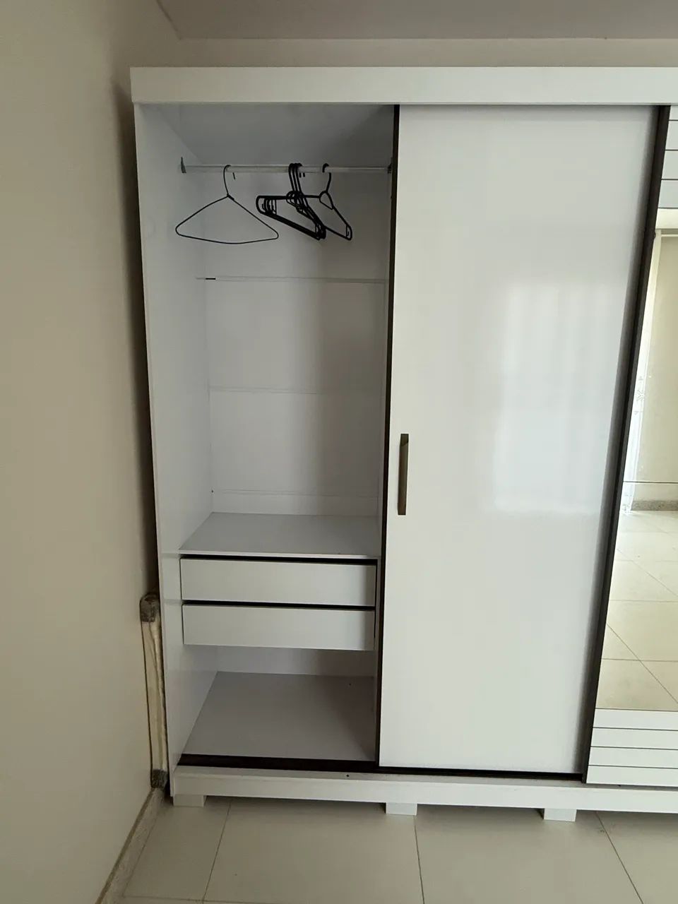 Guarda roupa 3 portas  - Foto 4