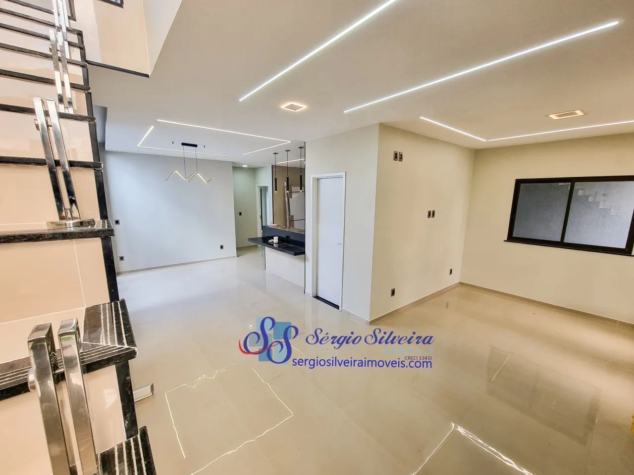 Excelente casa duplex com 3 suítes - Foto 5