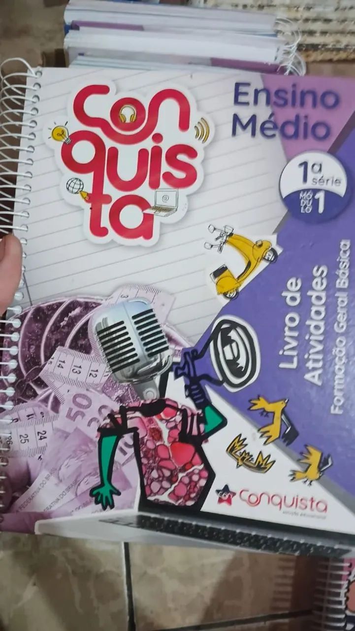 Doacão. Caderno de ensino escolar CONQUISTA, 1 ano do ensino médio, 7 livros - Foto 2