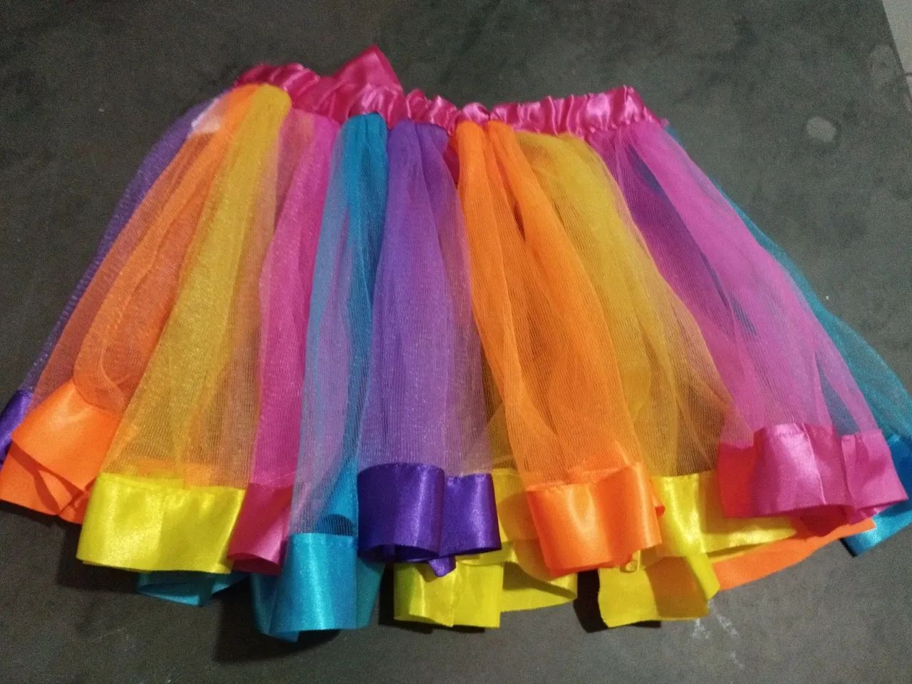 Saia de tule carnaval colorida - Foto 2