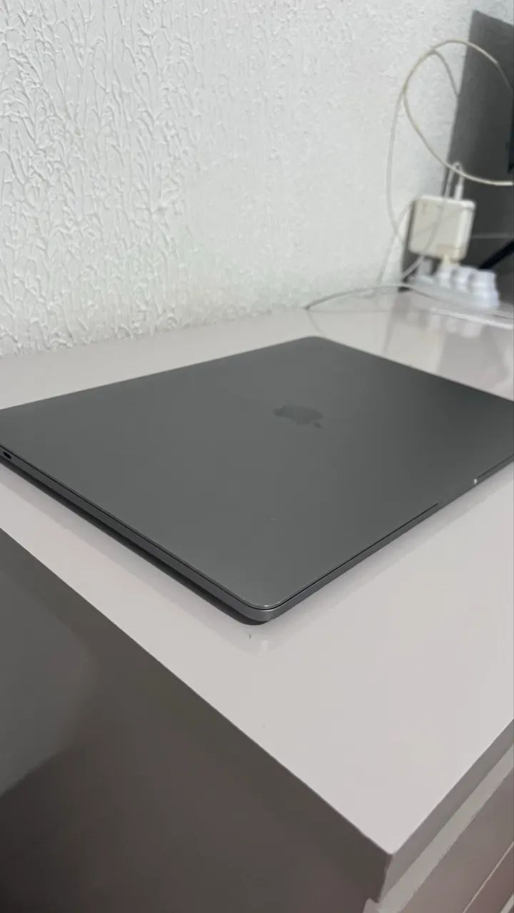 MacBook Pro 16 2019 i9 32/512GB (atéx12) - Foto 2