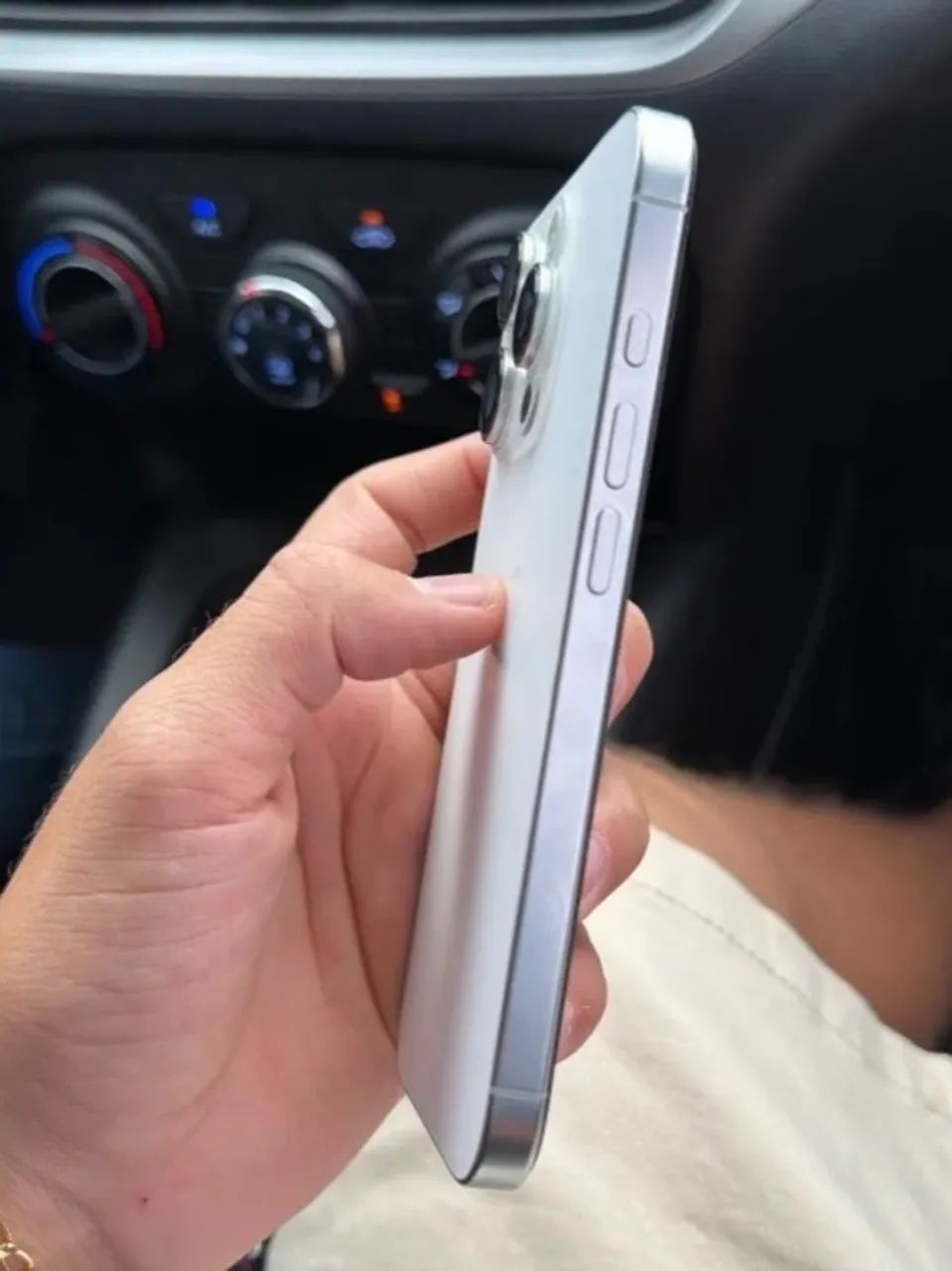 iphone 16 Pro - Foto 2