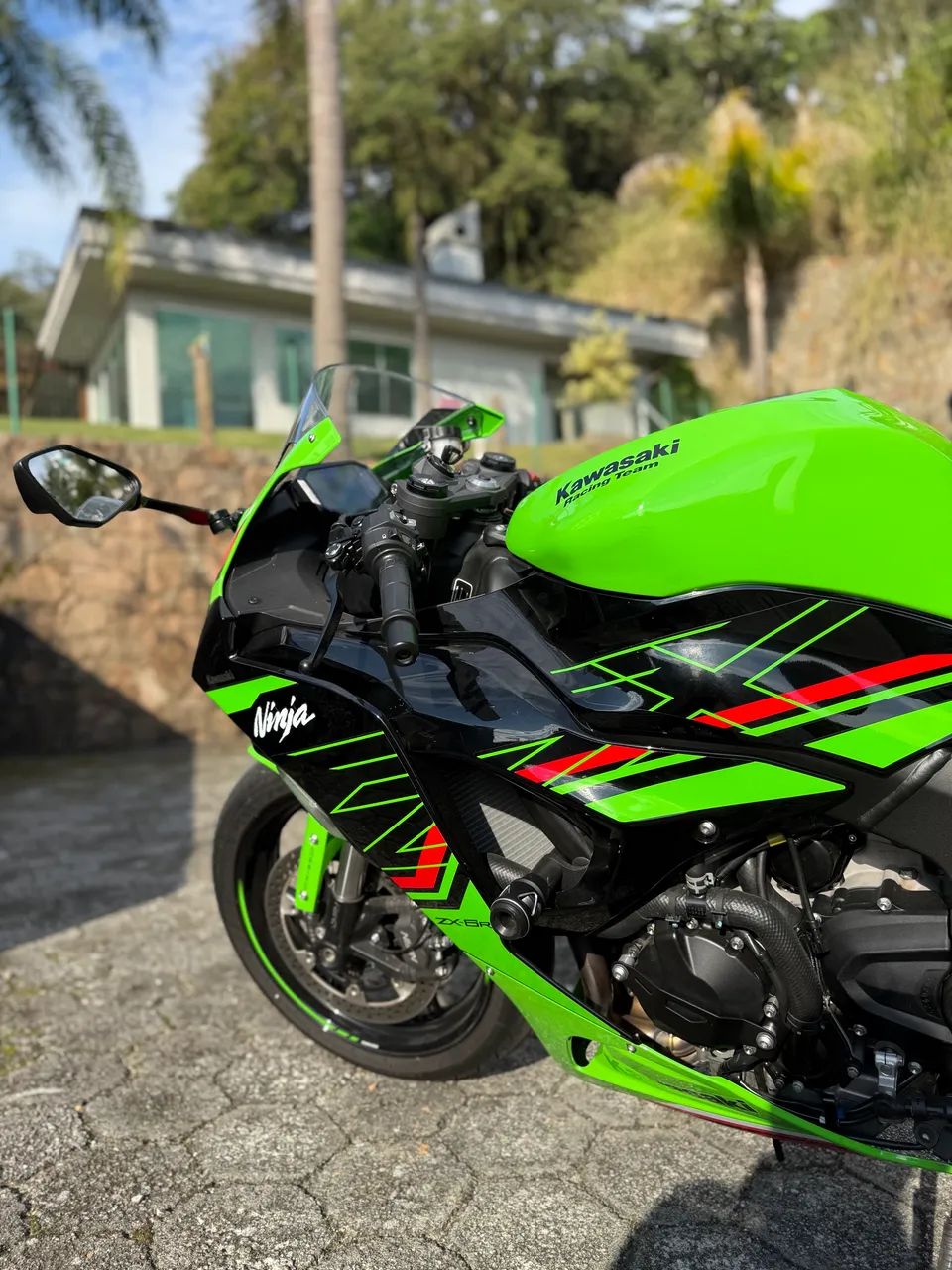 KAWASAKI ZX6R 2025 - Foto 3