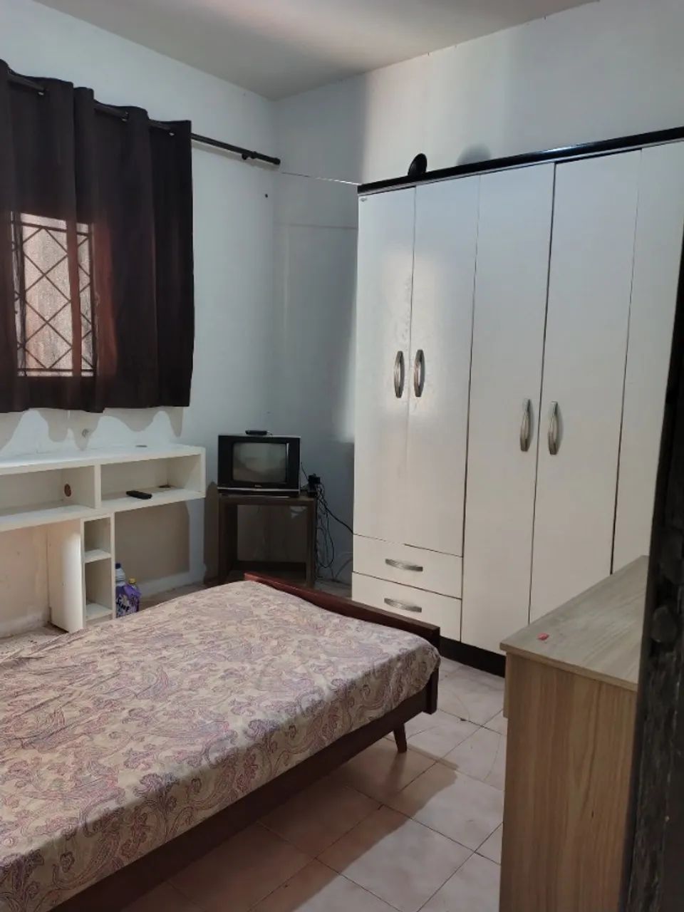 Aluga -se Quarto para Rapazes  na Vila Esperança atrás da UEM