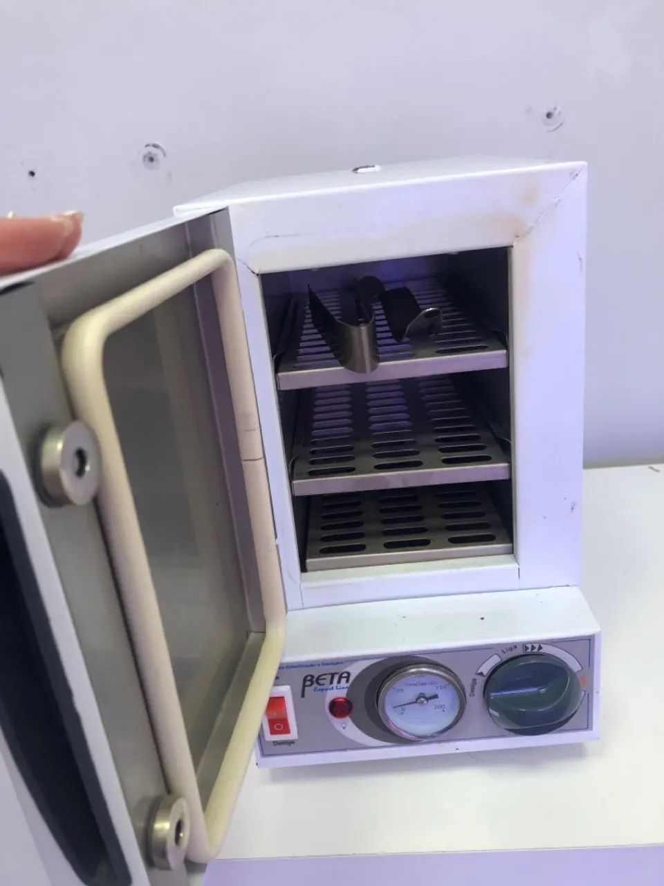 VENDE SE ESTUFA ESTERILIZADORA  - Foto 2