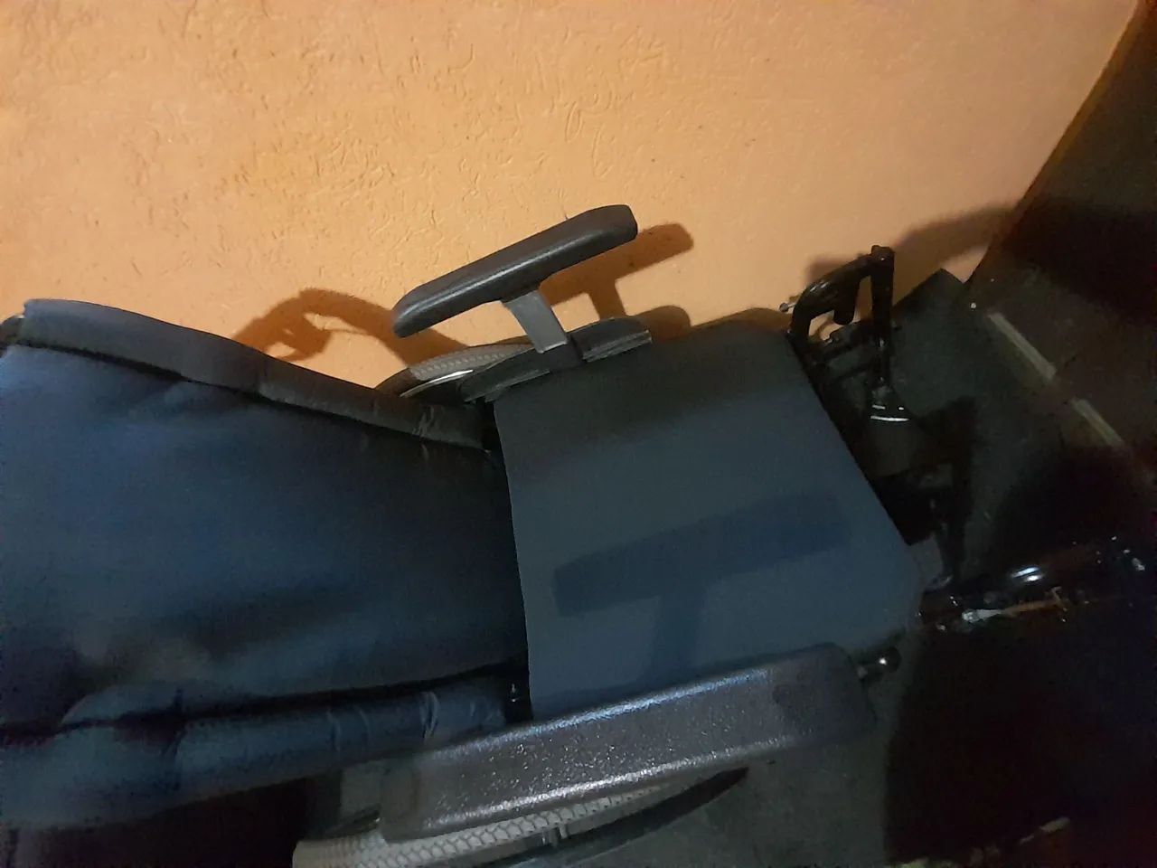 Cadeira de rodas reclinavel - Foto 5