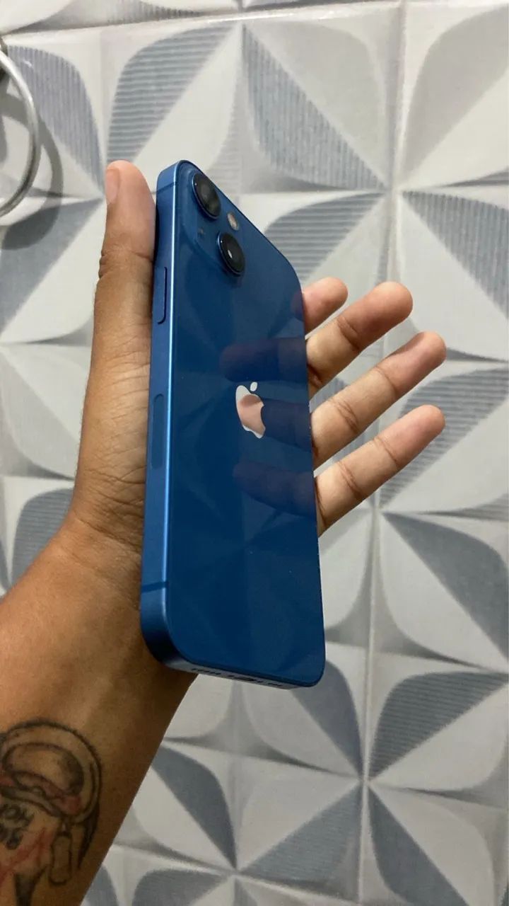 iPhone 13