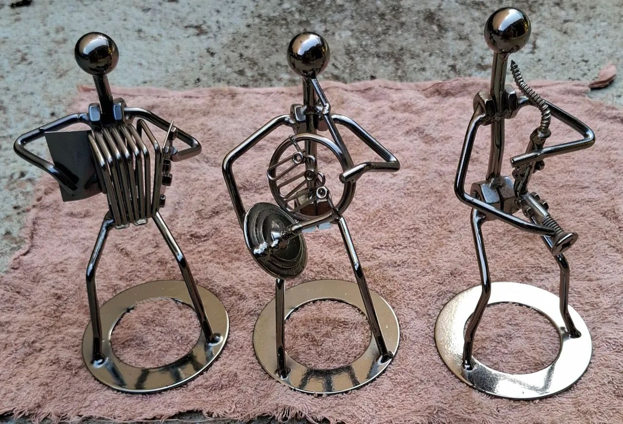 Esculturas de sucatas